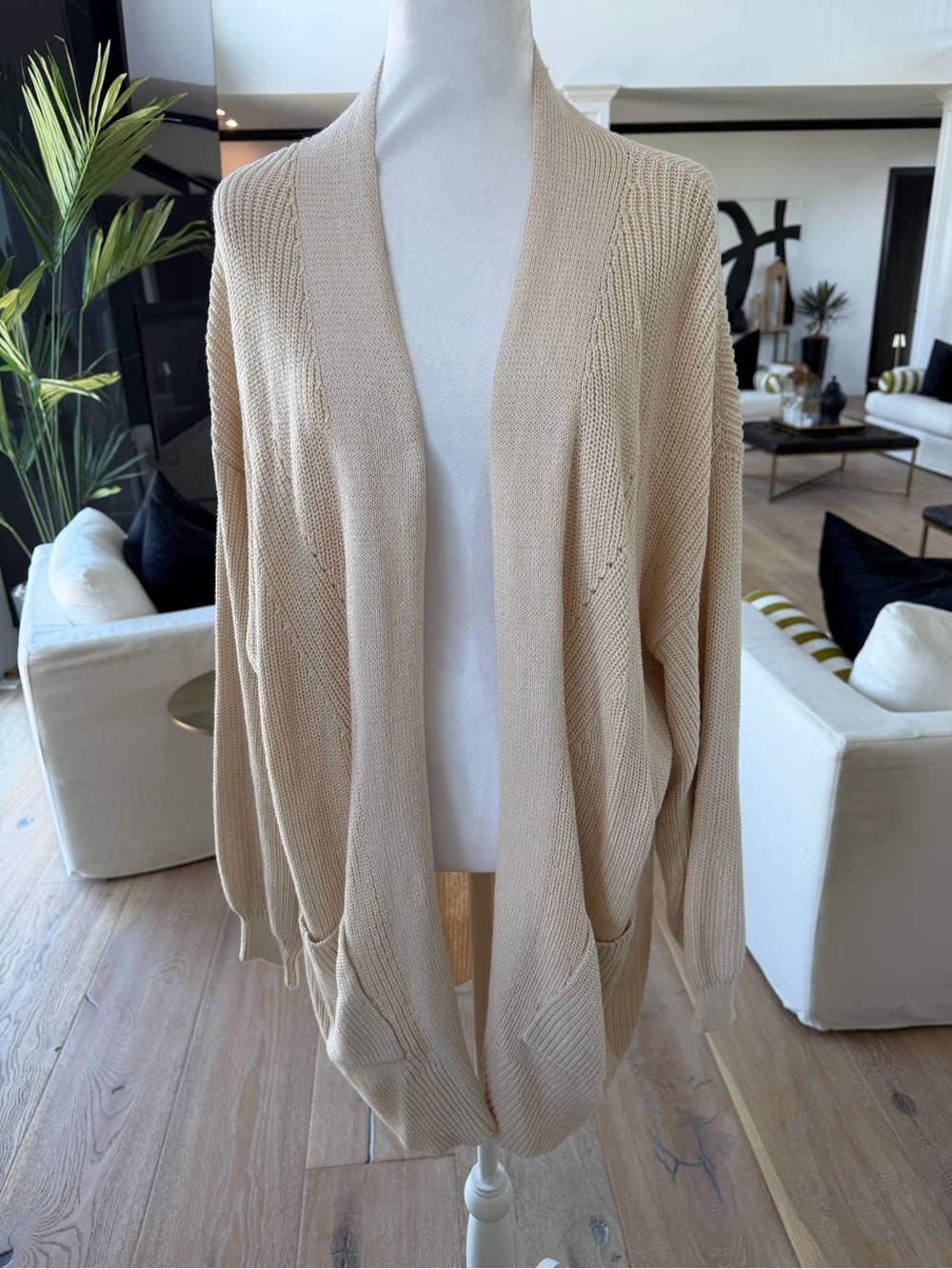 Universal Thread Beige Open-Front Knit Cardigan